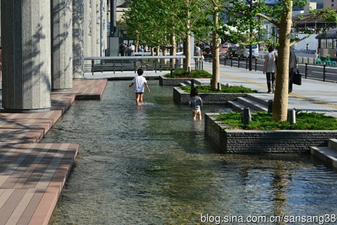 亲水空间树池台阶平台