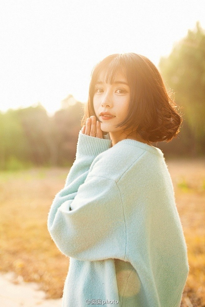 素锦真人底图小清新唯美女生头像