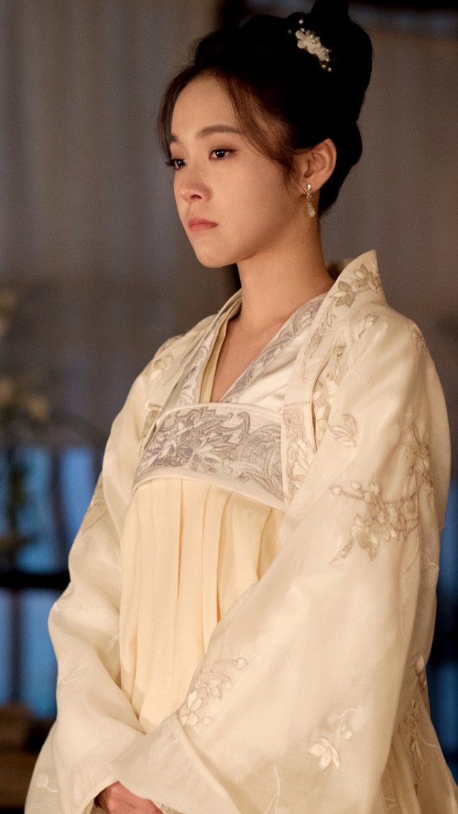 知否知否应是绿肥红瘦盛如兰张佳宁