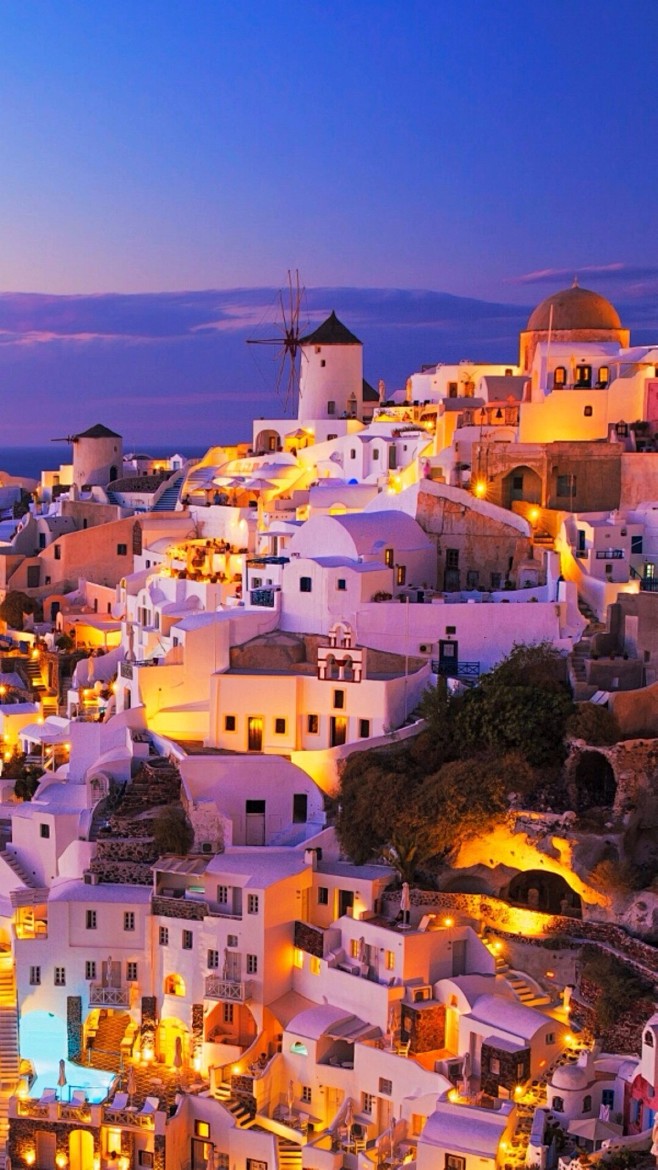 圣托里尼伊亚小镇