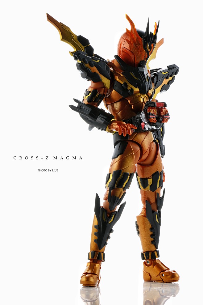 假面骑士岩浆龙shf3648x5472