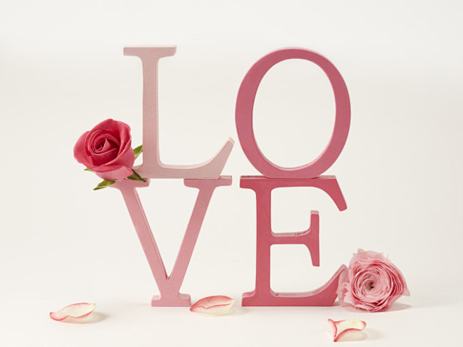 唯美love字母高清图片