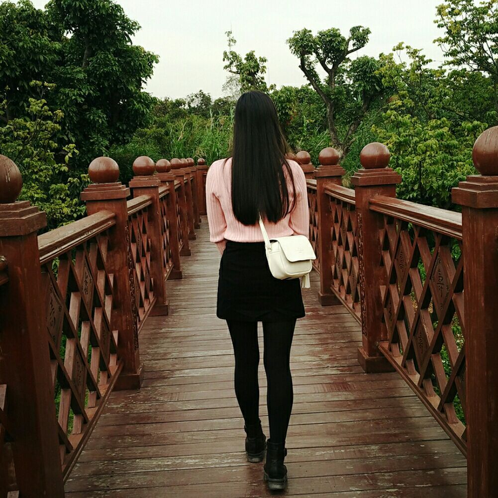 --travel-ya