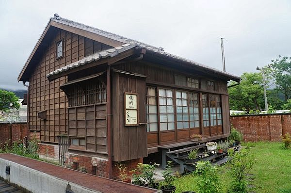 精緻的日式建築絕版的田園風光