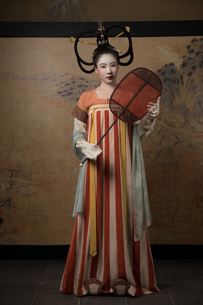 桑缬宫娥初唐风格袒领丝绸半袖衫裙定金淘宝网