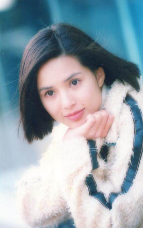 李若彤年轻时候的照片图片
