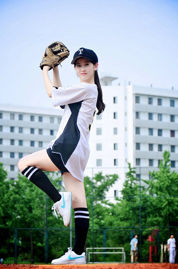 章泽天棒球服图片图片