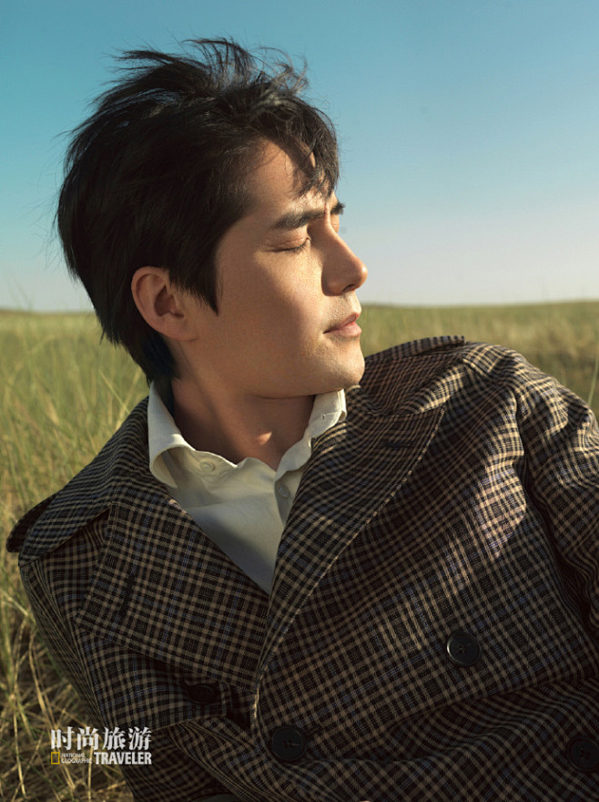 大咖的餐桌阿云嘎郑云龙的十年之约在自己的故乡鄂