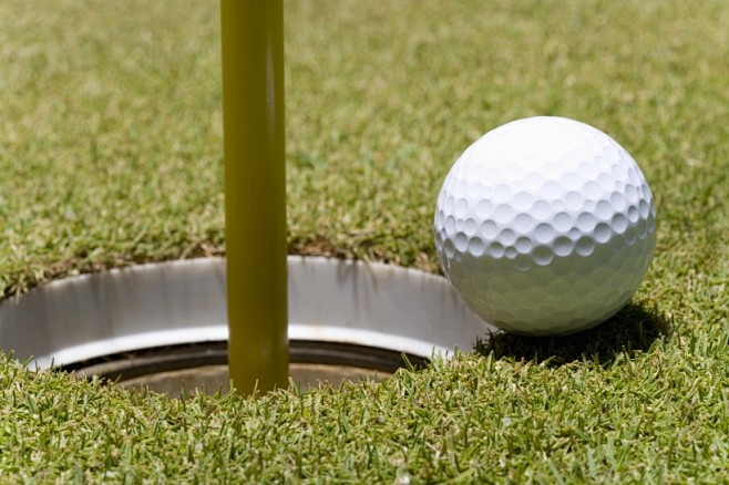 高尔夫球特写图片