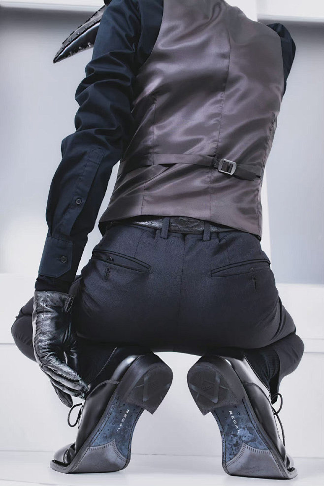 人体西装皮手套皮鞋黑色