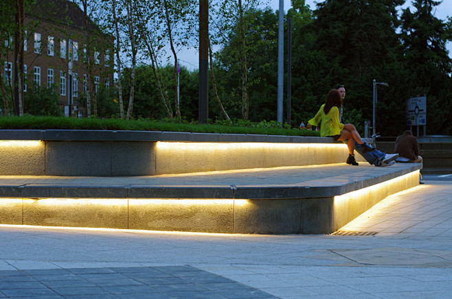 小v00从viasjd转采于2020-01-17 11:37:34灯带景观灯小v00同采自www.