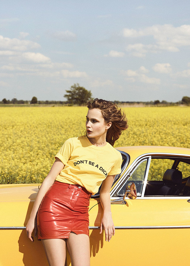 oneofthosesummerdayswithjulieandmakscheadsmagazinethestreetglows