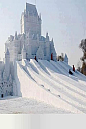 雪城堡建于哈尔滨冰雪节，中国 