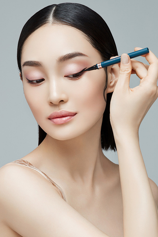 悦伴小夜曲从small~small~转采于2020-09-15 15:58:58国潮 #妆容#彩妆