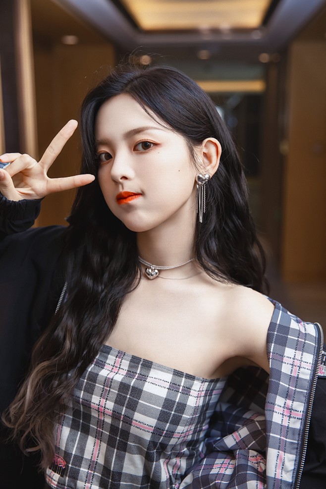 杨超越