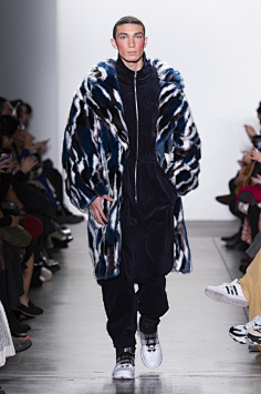 麻豆哥吉祥采集到TOPMEN SHOW