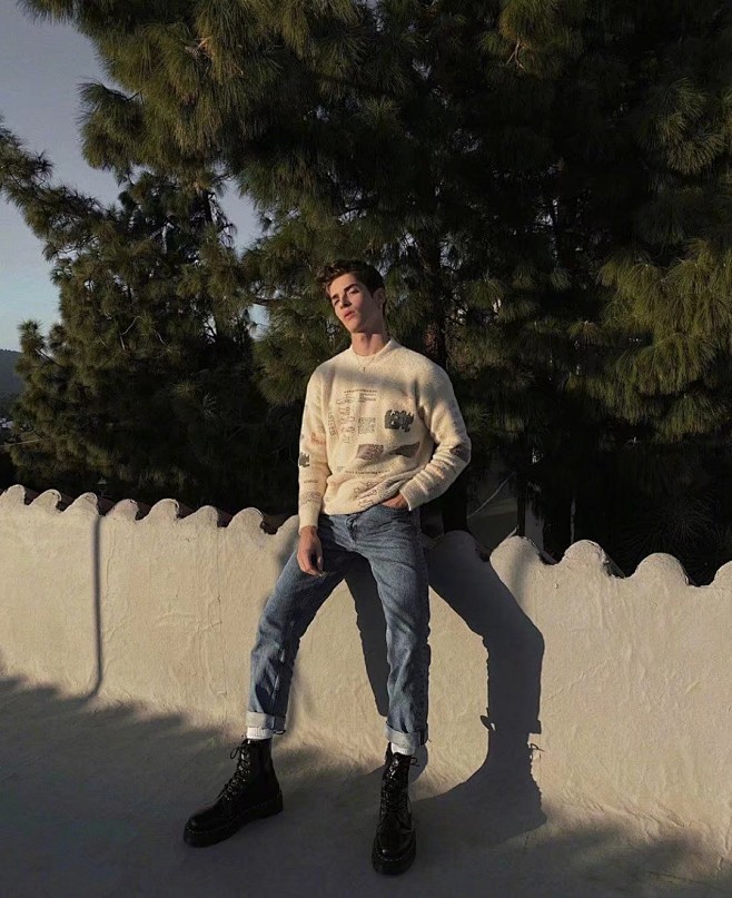 98年西班牙男生manurios颜值高会拍照唱歌还好听的少年啊eme400454em