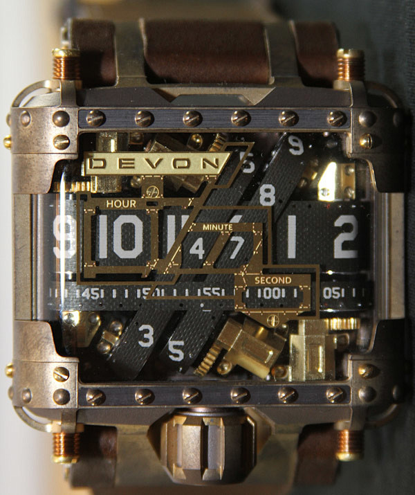 14:44:28devon tread 1 steampunk watch review   devon蒸汽朋克