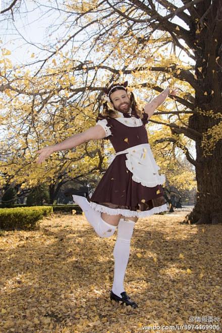 大胡子辣妹ladybeardの秋日写真女神还是一如既往的可爱呢