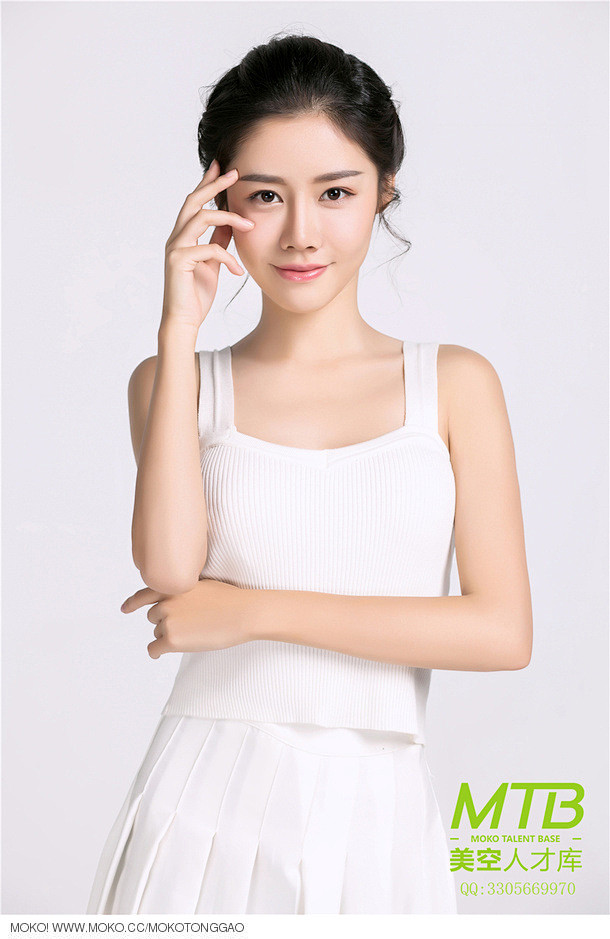 美空通告作品马昕墨通过美空通告app接拍美道家电商平台产品宣传大片