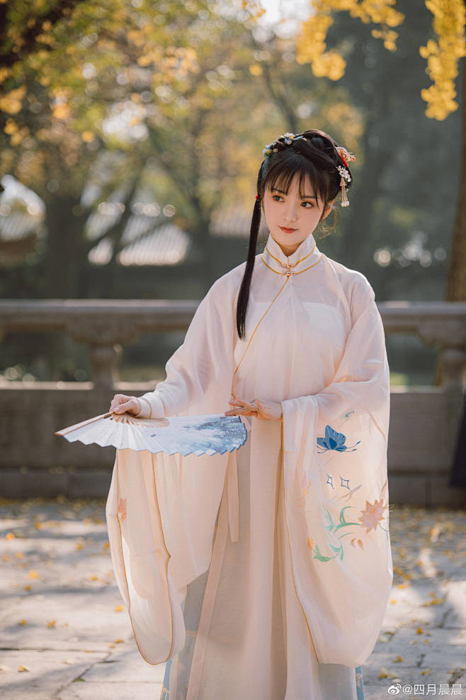 出境模特微博四月晨晨摄影微博姬小妖汉服明制汉服摄影摄影古风摄影