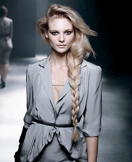 2011newtrendshairstylebohemian随性帅气的波西米亚风麻花辨发型太特