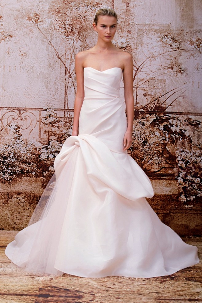 designerweddingdressesfor2014bymoniquelhuillier简洁大气鱼尾款
