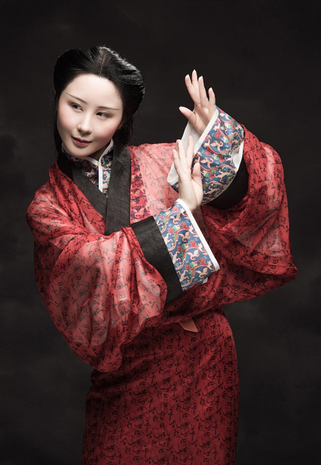 西汉篇西汉在很长一段时间内流行长眉