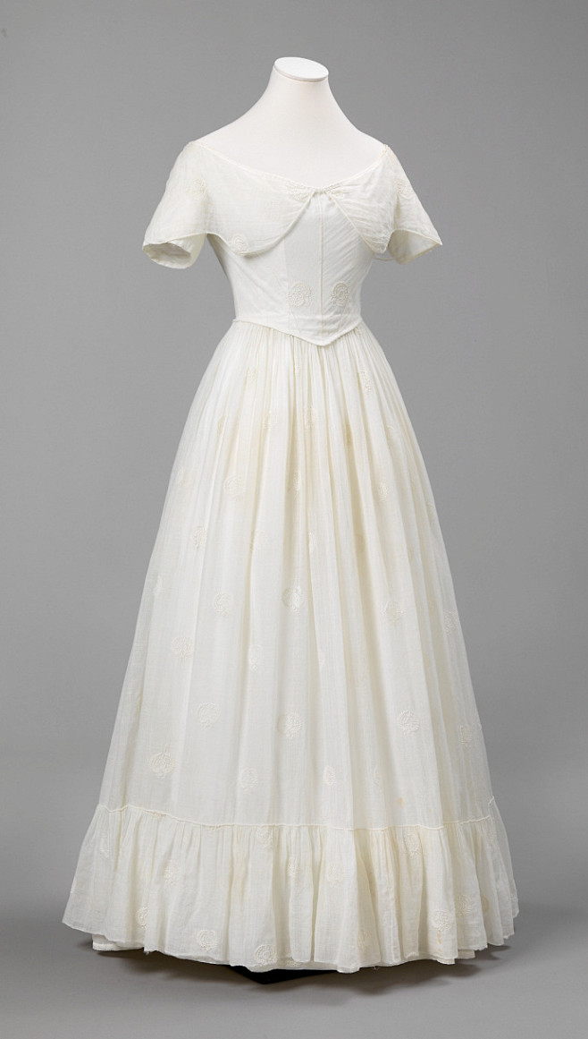 奥斯陆国家博物馆收藏的白色礼服1779年1912年67676767