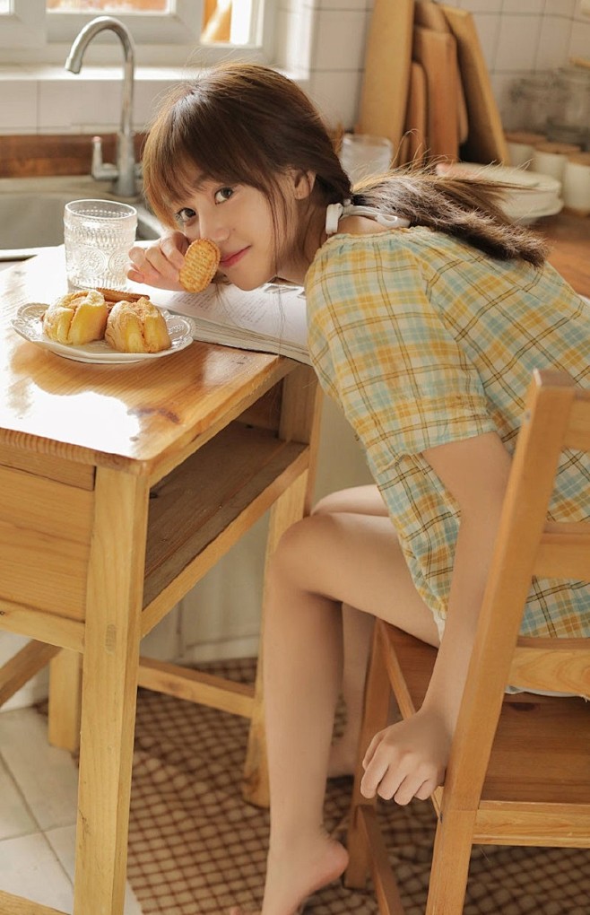 大眼美女清纯养眼美少女写真9唯一图库
