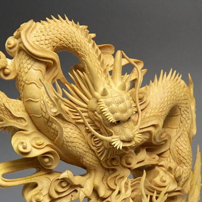 木雕龙