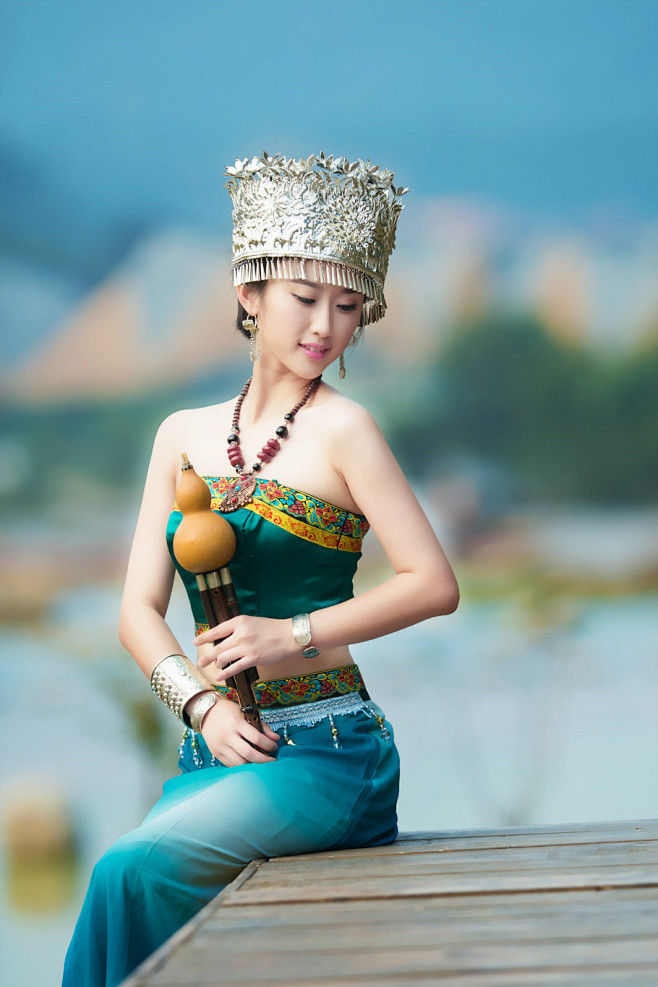 苗族姑娘纯又靓精彩摄影