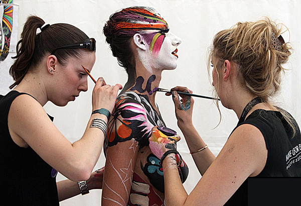 妖艳人体彩绘引爆夏日激情时尚摄影创意图库采集大赛