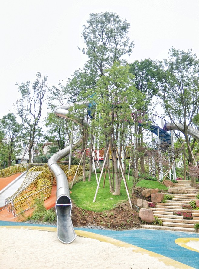成都麓湖儿童公园
