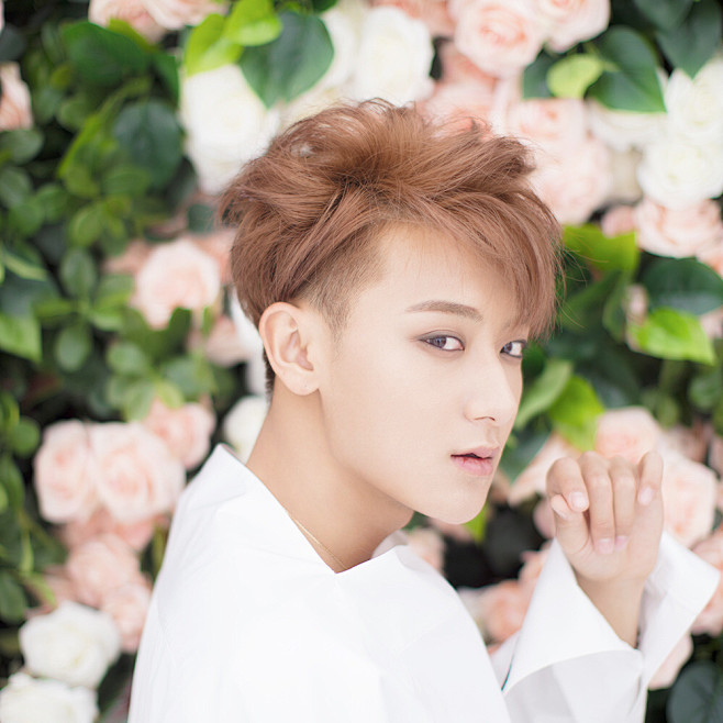 文权cool从宁婉宝贝转采于2021-09-28 11:16:54黄子韬海报文权cool