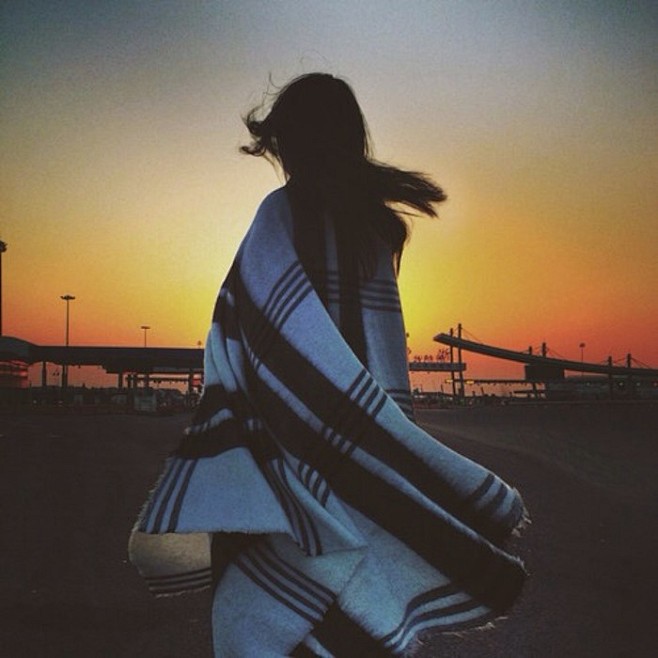 花夏渲染寂寞从海的羁绊转采于2015-12-27 18:59:38女生头像 背影头像