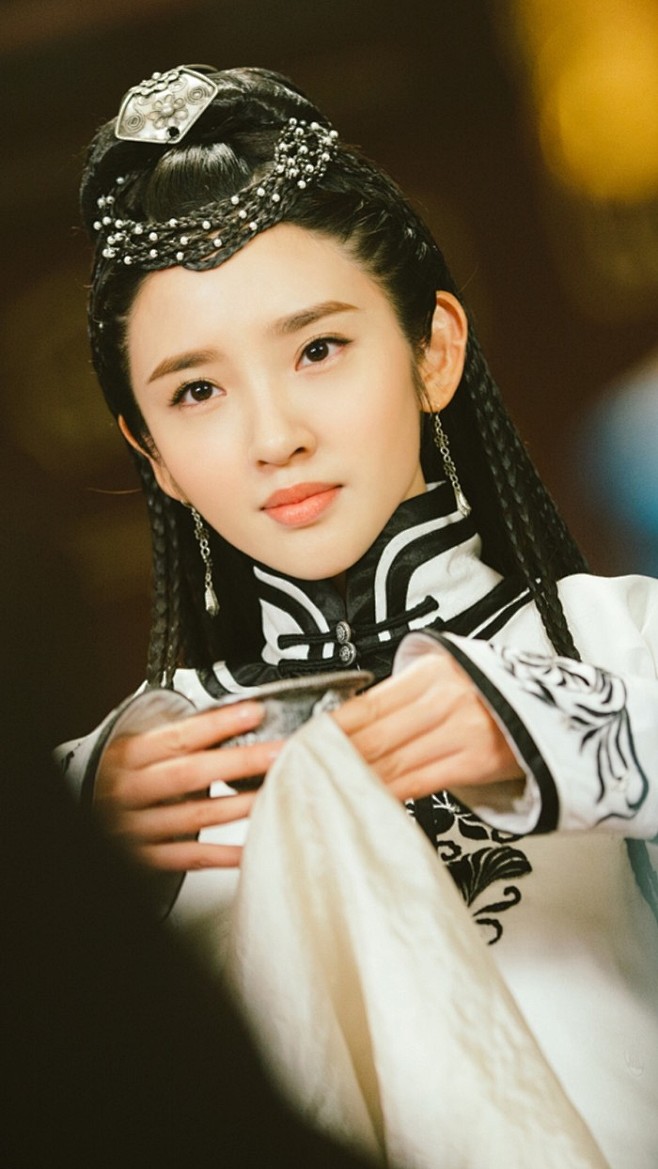 独步天下唐艺昕