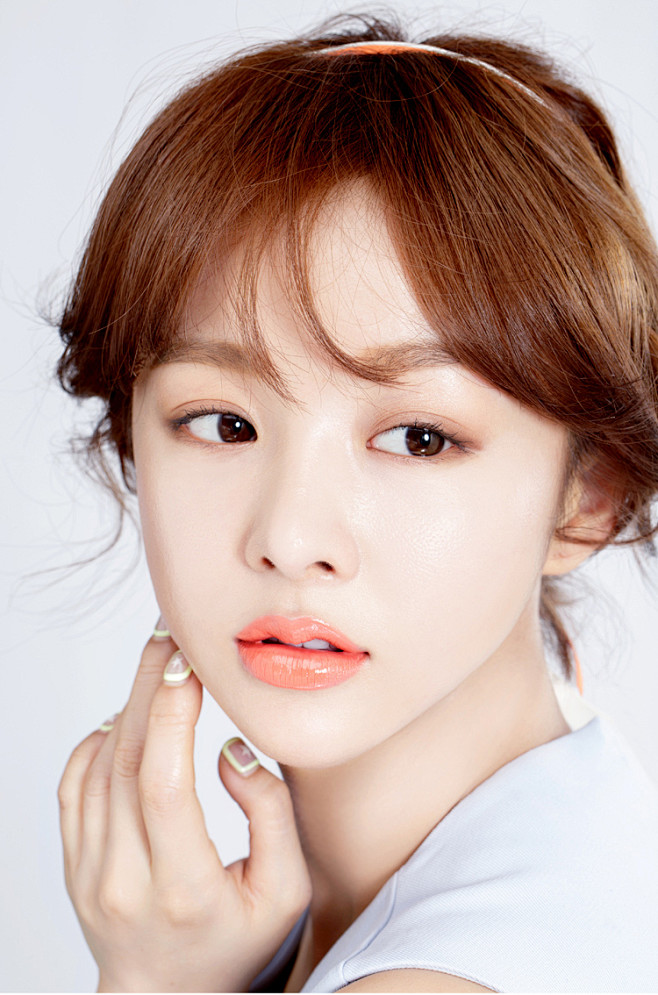 韩国彩妆模特