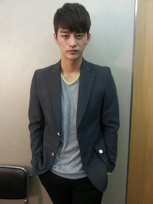 太阳0604盖楼徐仁国77支持楼主君的太阳吧百度贴吧