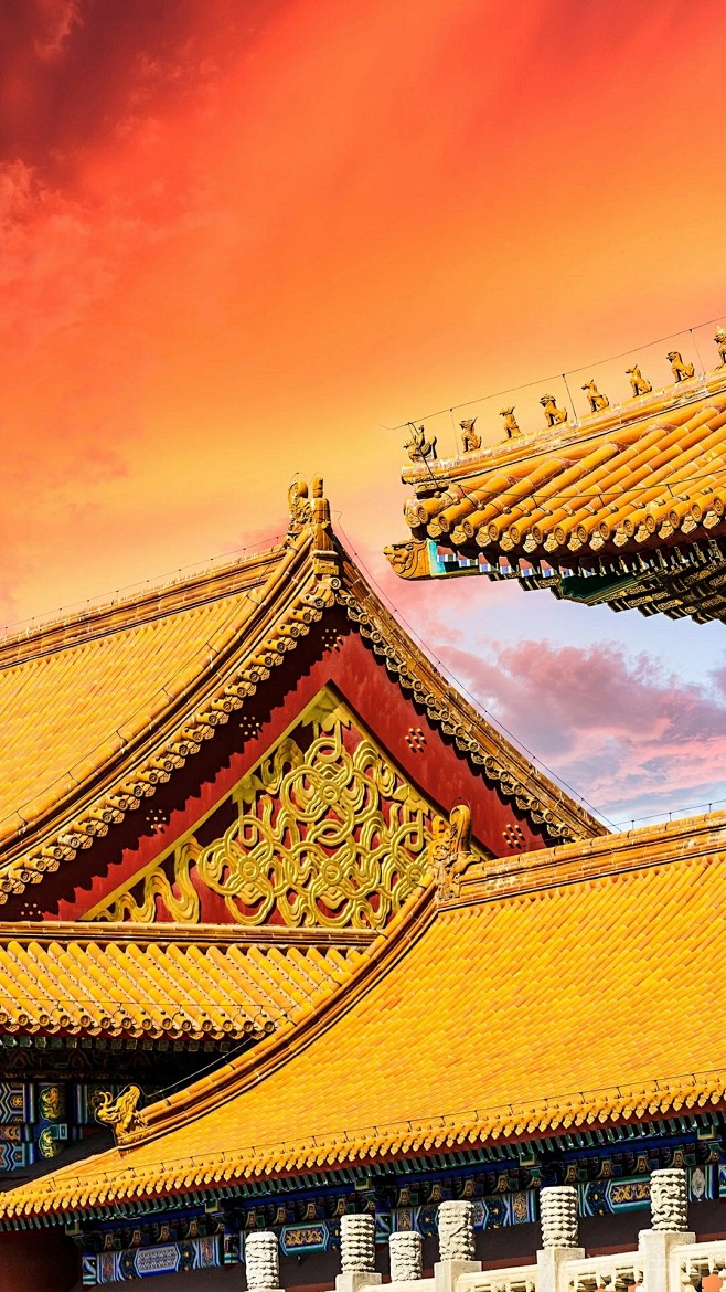 奉天殿是北京紫禁城太和殿的前身但在明嘉靖年间被大火烧毁因为巨大的