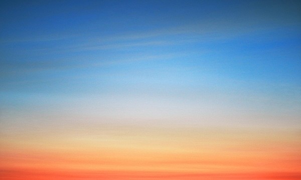 天空就是最美的渐变色卡