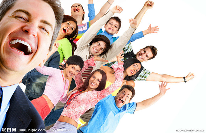 欢呼的时尚人群