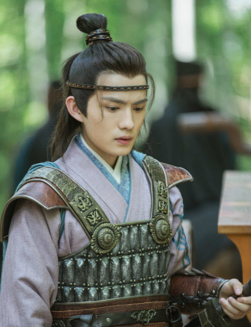 清潭め涟漪从浅眉低吟转采于2019-02-27 14:00:03胡文喆  孤芳不自赏