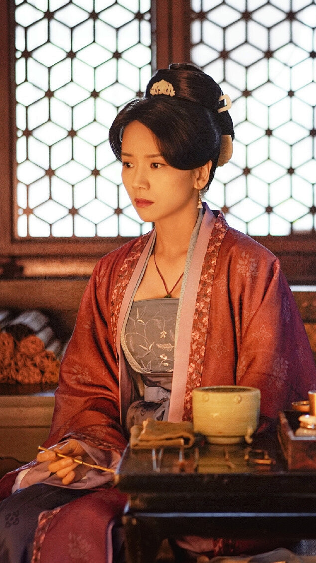 于2020-08-01 23:18:54清平乐 贾玉兰 曹曦文古装fleetwood同采自www