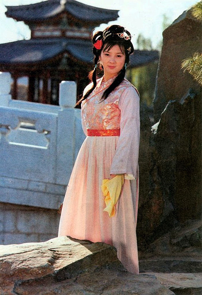87版红楼梦金陵十二钗第八位胡泽红饰演贾惜春