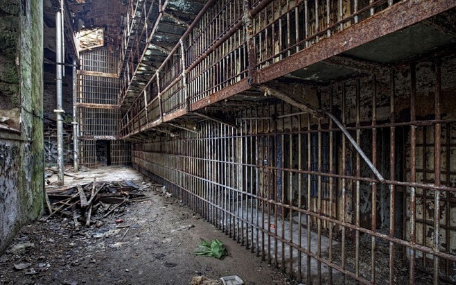 废弃的监狱牢房美国