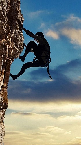 攀登的人h5背景