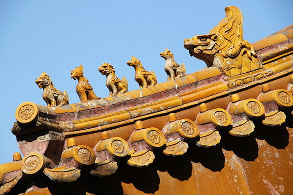 延晖阁选后妃的地方神武门俯瞰故宫沧桑御花园御花园甬道上的图案屋脊