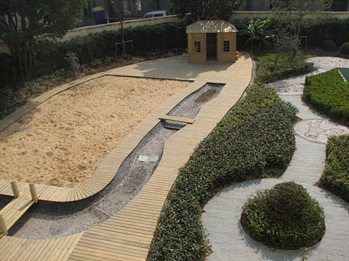 幼儿园户外环境沙池