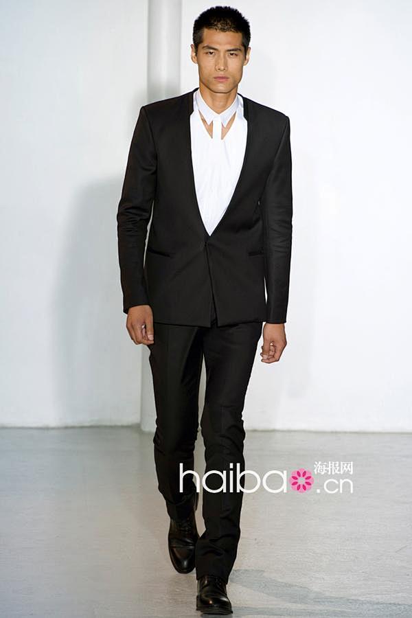 中国男模郝允祥在2013春夏巴黎男装周表现突出